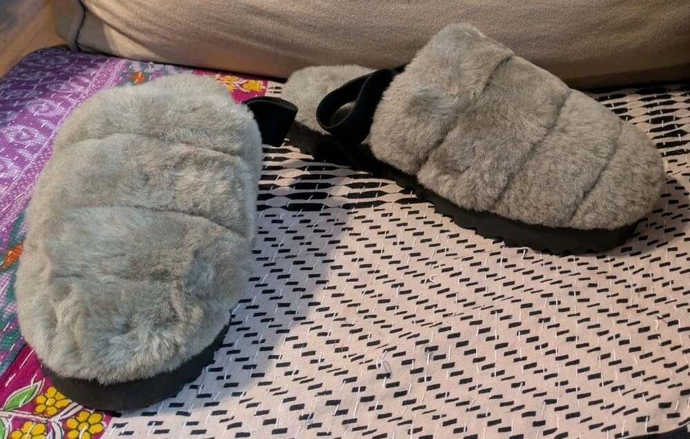 UGG Super Fluff Slipper Gray Women's Size 8 Slingback Platform Slide Slippers